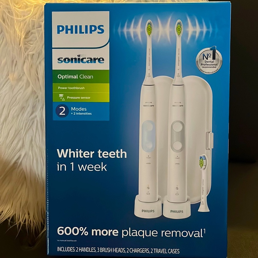 Sonicare Optimal Clrean Power toothbrush. HX6829. New- for One toothbrush!